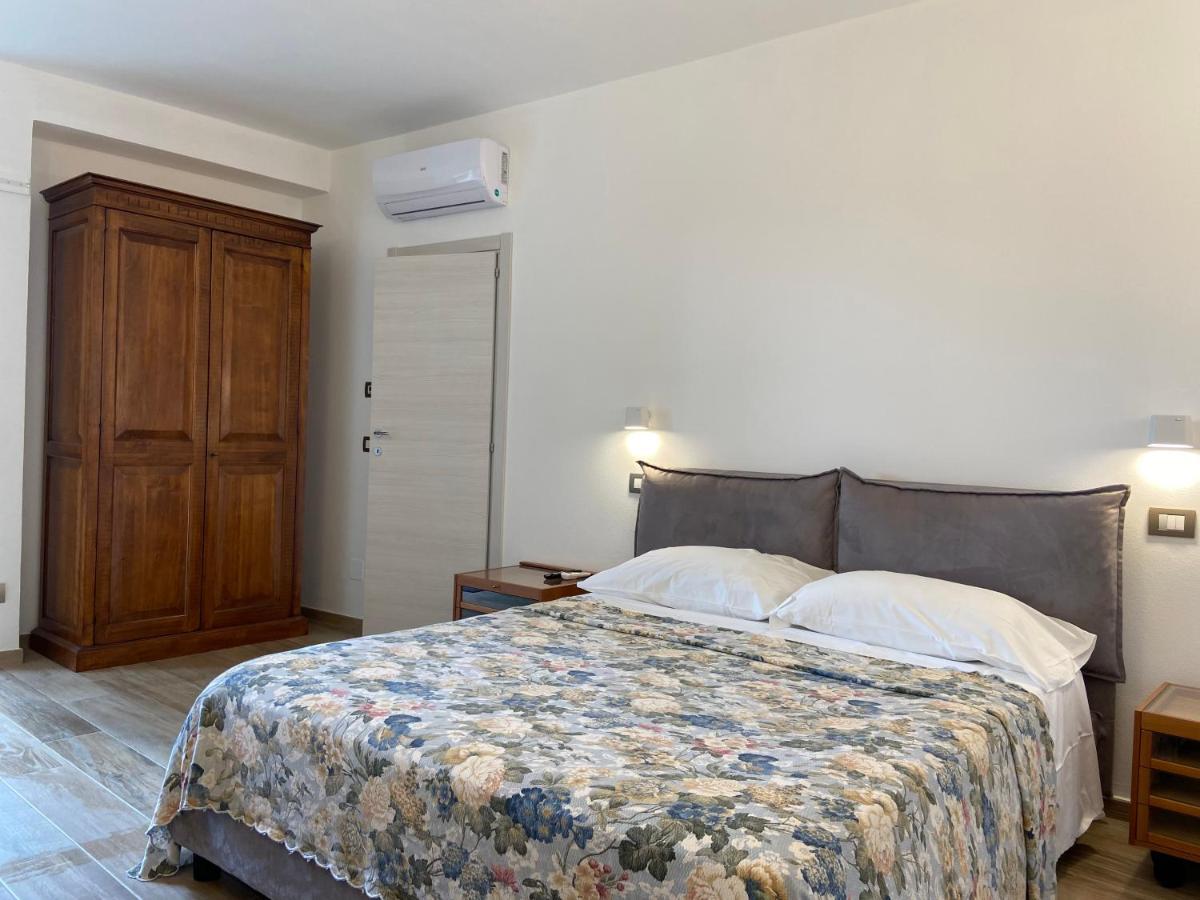 Bed & Breakfast Casale Gregoriano And Apartaments San Gimignano Bagian luar foto