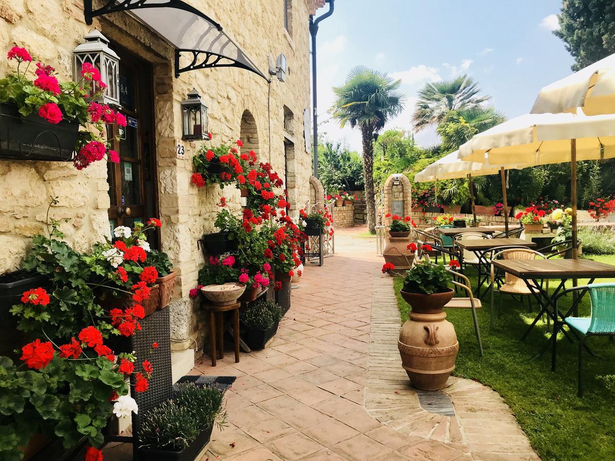 Bed & Breakfast Casale Gregoriano And Apartaments San Gimignano Bagian luar foto