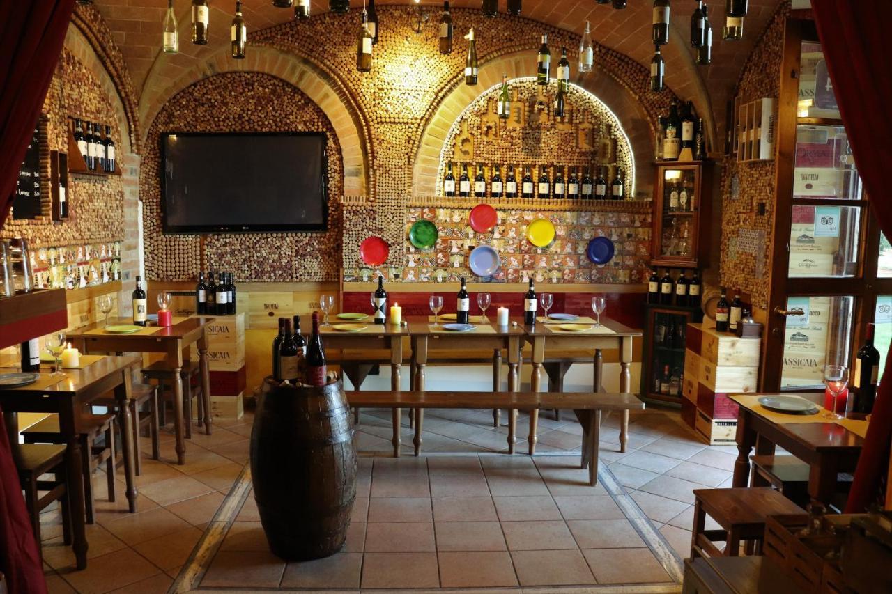 Bed & Breakfast Casale Gregoriano And Apartaments San Gimignano Bagian luar foto