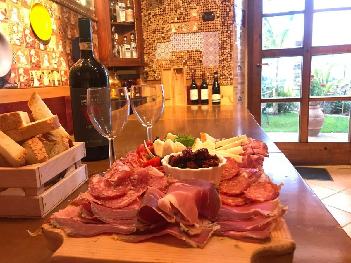 Bed & Breakfast Casale Gregoriano And Apartaments San Gimignano Bagian luar foto